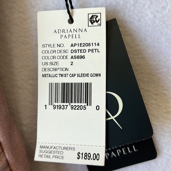 Adrianna Papell Metallic Twist Cap Sleeve Gown, Evening dress champagne pink - Picture 13 of 16